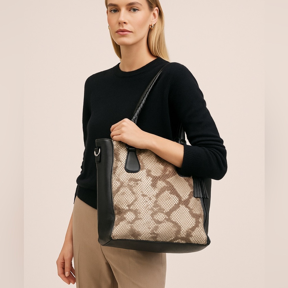 Vittoria Napoli Genuine Leather Python Tote – Made in Italy